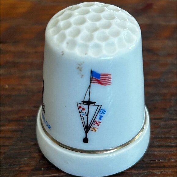 Ceramic Thimble U.S. Navy Memorial Washington D.C. The Lone Sailor Design Souven - Picture 2 of 5